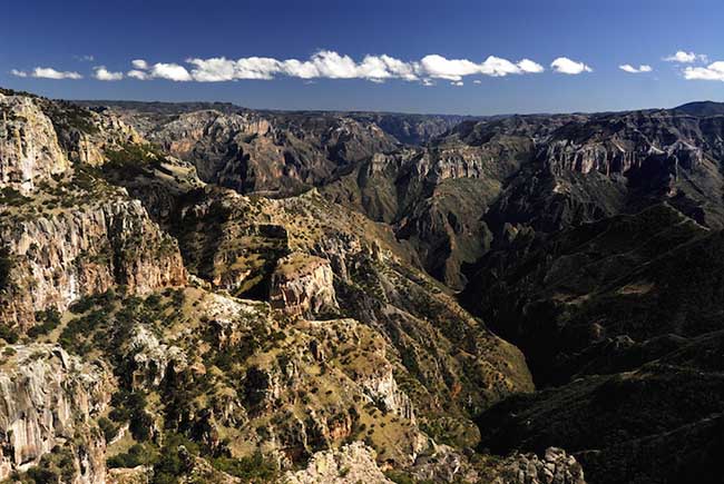 Hóa ra đội tuyển Mexico đã sống ở một nơi phồn hoa rực rỡ thế này - 4