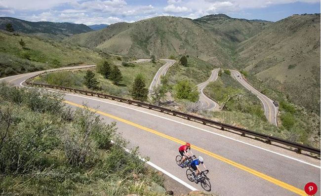 Denver: Du khách luôn thích thành phố Mile High vì những hoạt động ngoài trời tuyệt vời và những người dân địa phương năng động, nhiệt tình ở nơi này. Denver cũng là một nam châm cho những người hâm mộ lễ hội mùa hè nồng nhiệt ở đây.