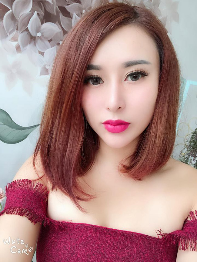 Sau khi tham gia chương trình, lượng fan follow &#40;theo dõi&#41; Hồng Nhung trên trang cá nhân tăng vọt.