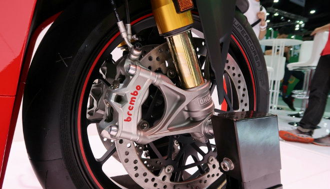 Soi Ducati Panigale V4 S mới về Việt Nam, giá gần 1 tỷ đồng - 6