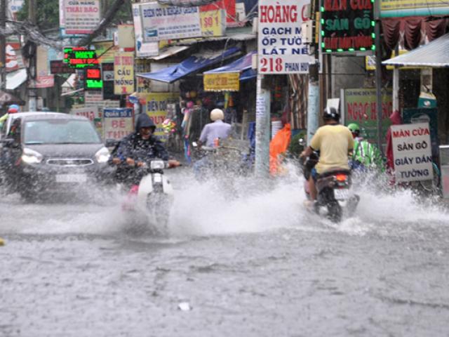 Ông chủ máy bơm ”quái vật” hiến kế xóa 2 ”rốn ngập” ở Sài Gòn