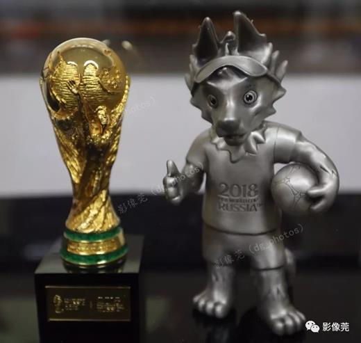 Không phải Nga, đây mới là thiên đường của đồ lưu niệm World Cup 2018 - 1