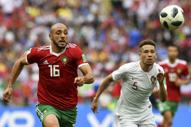 Góc chiến thuật Bồ Đào Nha – Morocco: Ronaldo phủ đầu, “xe buýt” đỉnh cao - 2