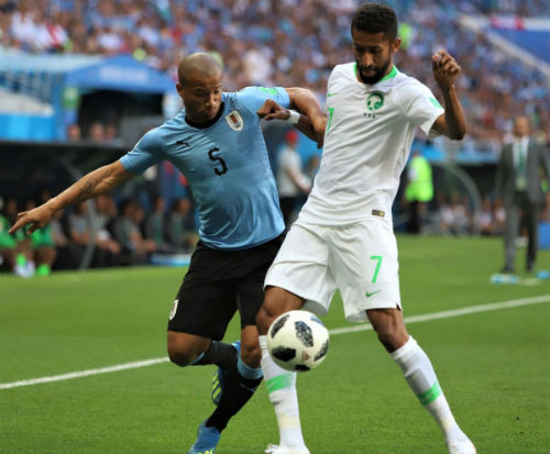 Chi tiết World Cup Uruguay - Saudi Arabia: Đá như đi dạo (KT) - 6