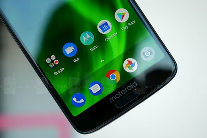 Motorola sắp ra mắt smartphone gập lại, không thua kém gì Samsung - 1