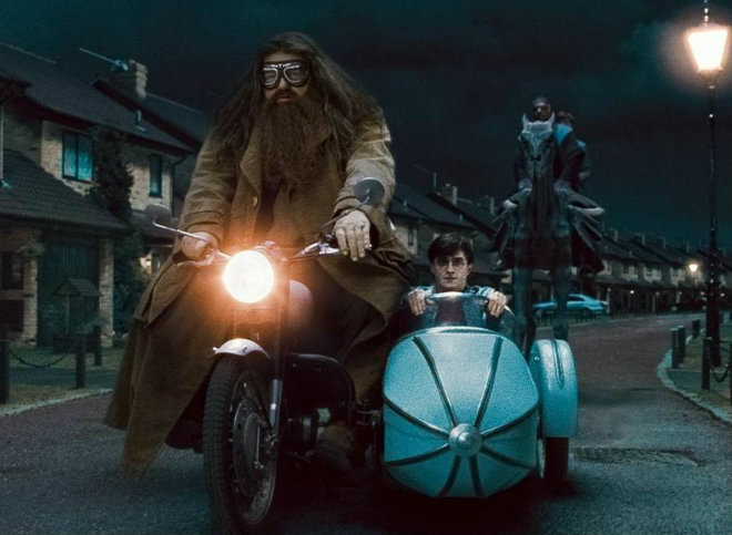 Cận cảnh xế nổ của Giáo sư Phù thủy và Harry Potter - 2