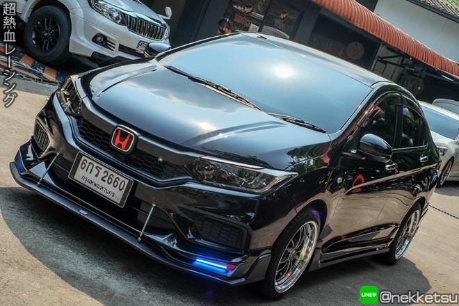 Honda City &#34;lột xác&#34; cực ngầu với bộ bodykit giá 23 triệu đồng - 3