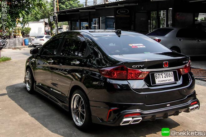 Honda City &#34;lột xác&#34; cực ngầu với bộ bodykit giá 23 triệu đồng - 5