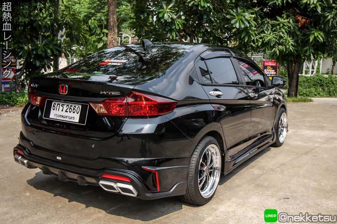 Honda City &#34;lột xác&#34; cực ngầu với bộ bodykit giá 23 triệu đồng - 6