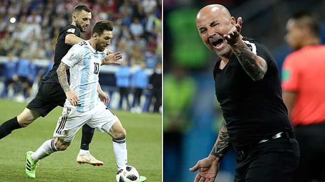 Argentina bạc nhược ở World Cup: Thầy bất tài, Messi tự tầm thường hóa - 1