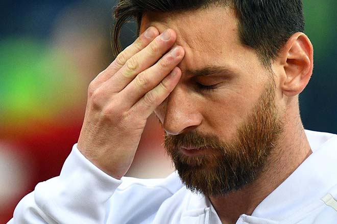 Argentina thua sốc: Messi câm nín, HLV Sampaoli “thề” chơi tất tay với Nigeria - 1