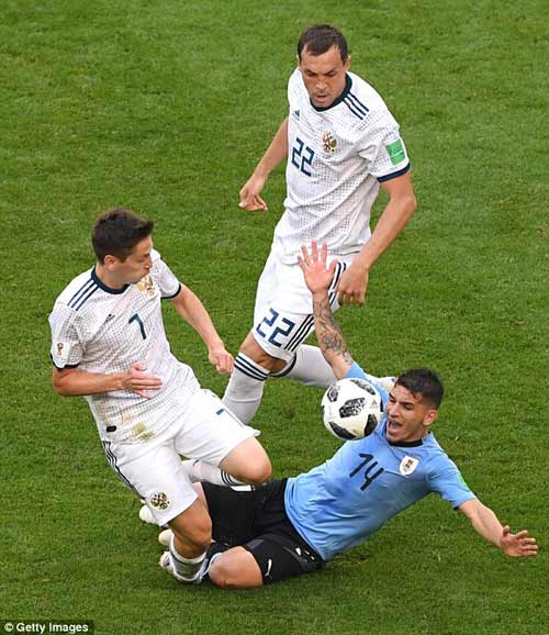 Chi tiết World Cup, Nga - Uruguay: Cavani góp vui (KT) - 9