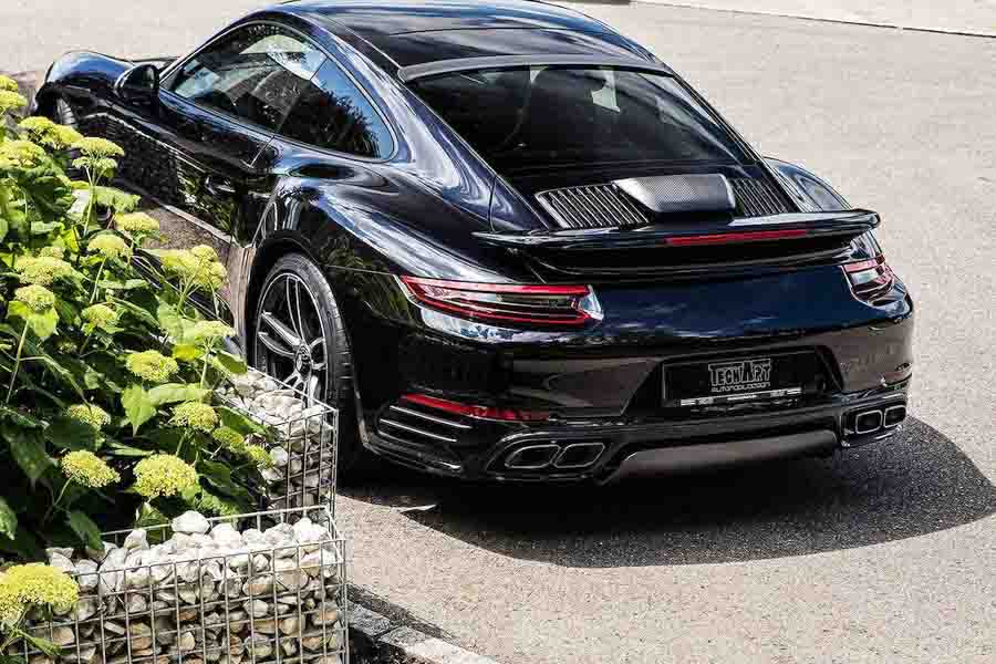 Porsche 911 Turbo S sẽ có bản độ đặc biệt trước khi bị &#34;khai tử&#34; - 1