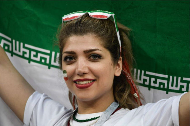 Ấn tượng World Cup 26/6: Hot girl Iran mở hội trêu tức Ronaldo, mỹ nhân Nga đắng lòng - 10