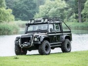 Tin tức ô tô - Land Rover Defender trong phim &quot;Điệp Viên 007&quot; sẽ được bán đấu giá