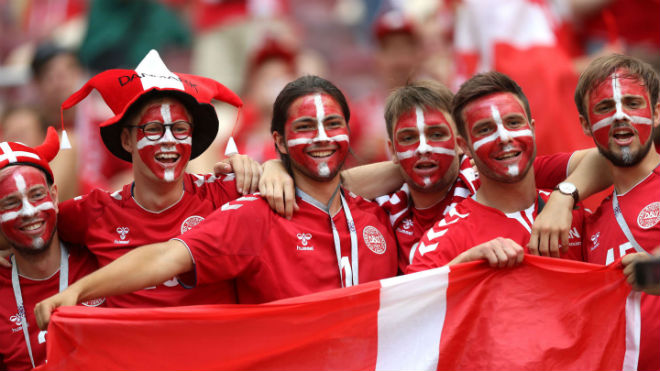 Ấn tượng World Cup 27/6: Liên minh Pháp - Đan Mạch mở hội, fan khóc &#34;Đại bàng xanh&#34; - 4