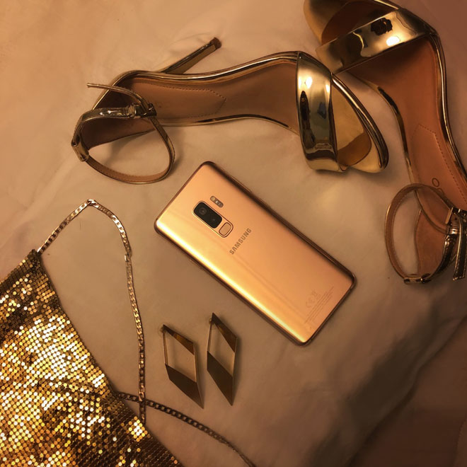 Khoe đẳng cấp thời trang cùng Galaxy S9+ Hoàng Kim - 1