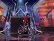 Thí sinh America's Got Talent phi mô tô trên sân khấu khiến giám khảo khiếp vía