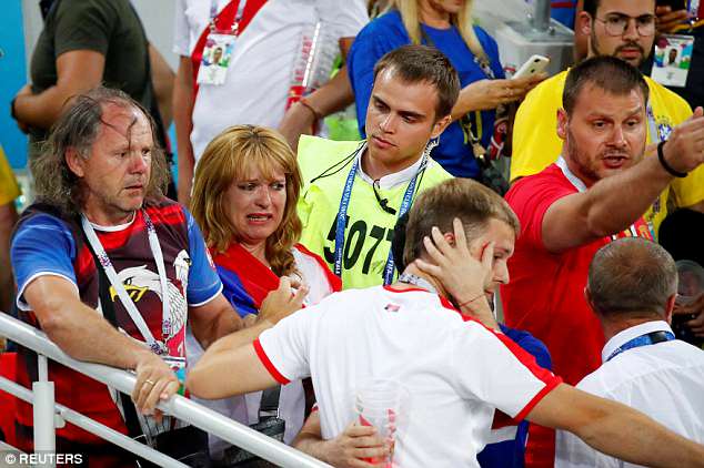 World Cup: Cổ động viên Brazil và Serbia choảng nhau trên SVĐ Nga - 2