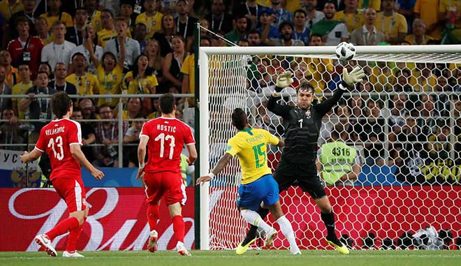 Brazil thoát hiểm World Cup: Neymar vô duyên, SAO Barca thầm lặng lên tiếng - 8