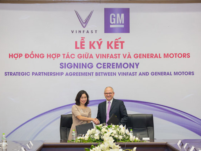 VinFast bất ngờ mua lại GM Việt Nam: Chính thức ký hợp đồng hợp tác chiến lược