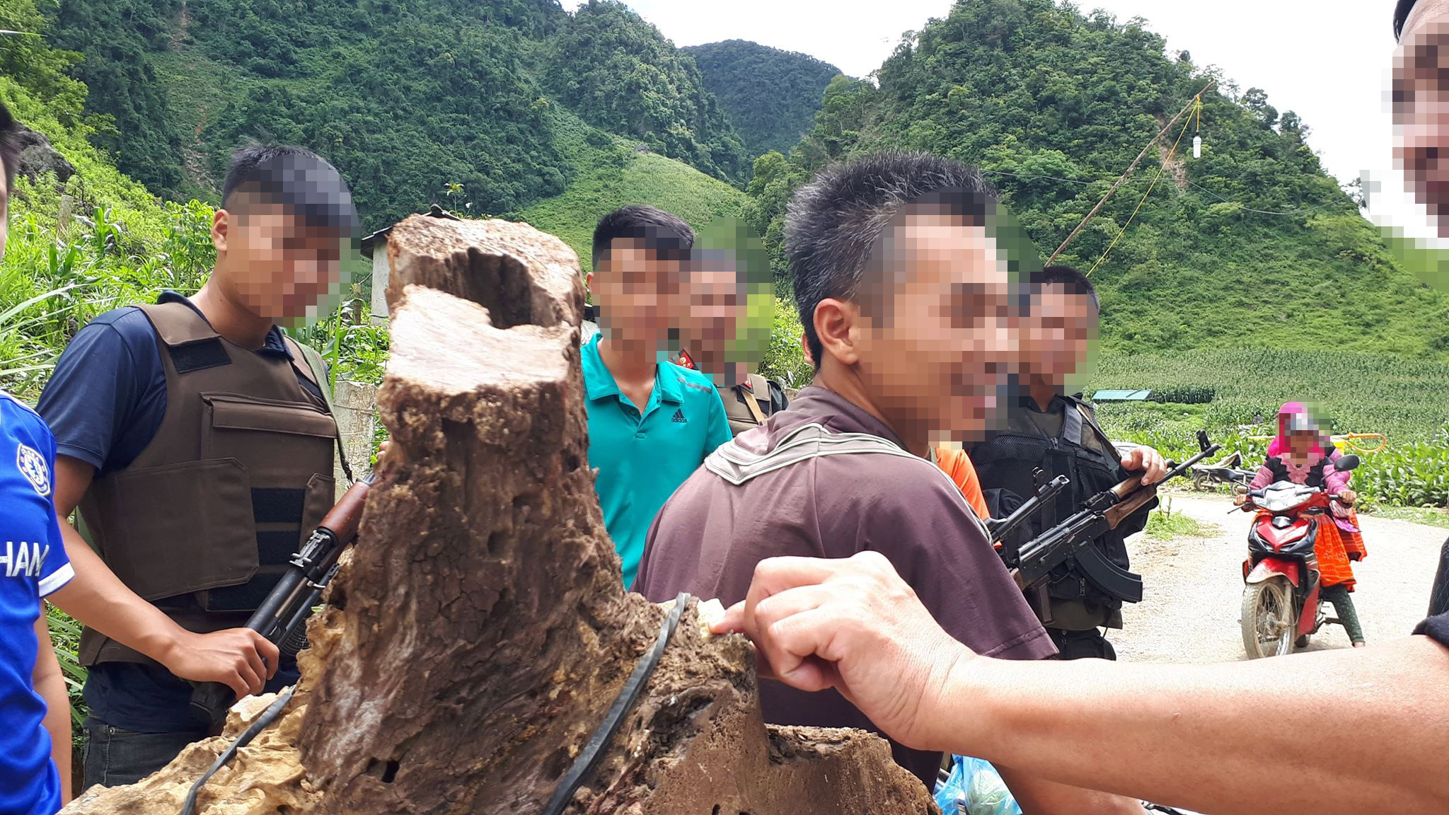 Trùm ma túy khét tiếng ở Lóng Luông có 7 tay súng bảo vệ, sẵn sàng liều chết - 3