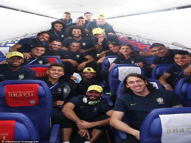 Trực tiếp vòng 1/8 World Cup 2018: Brazil - Mexico, Neymar hành xác 3.400 km