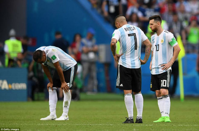 Messi tan mộng World Cup: Nước mắt lại rơi, sẽ từ giã ĐT Argentina? - 4