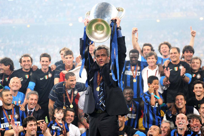 Mourinho sắp hết thất nghiệp: Về Inter Milan đấu Ronaldo? - 2