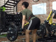 Làm đẹp - Đào Bá Lộc mỗi lần tập gym nâng vòng 3 chỉ sợ hỏng thứ này