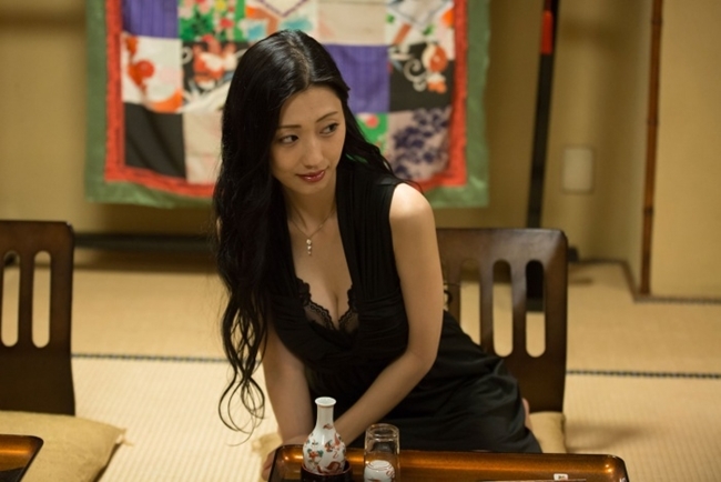 Sau "Hanzawa Naoki" (2013), Mitsu tiếp tục gây ấn tượng với người hâm mộ khi xuất hiện trong "Eating Women". Bộ phim có sự tham gia của nữ diễn viên "Một lít nước mắt" - Erika Sawajiri.