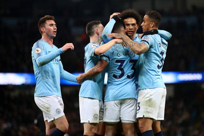 &#34;Độc cô cầu bại&#34; Man City 12 trận thắng: Mơ “cú ăn bốn”, châu Âu khiếp sợ - 1