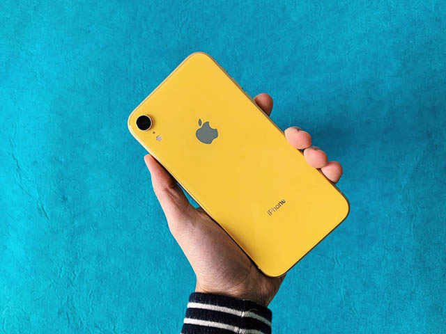 Apple tiếp tục giảm giá iPhone XR