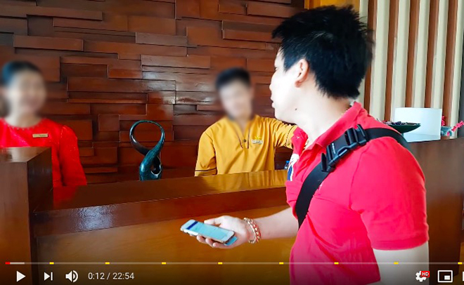 Dân mạng chia phe, “dậy sóng” với clip tố Aroma resort ở Phan Thiết lừa đảo - 1