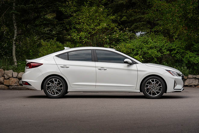 Giá lăn bánh xe Hyundai Elantra 2019 mới nhất tại đại lý - 9