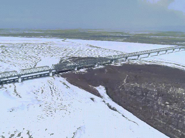 Xem cầu đường sắt hàng trăm triệu đô xuyên biên giới Nga - Trung