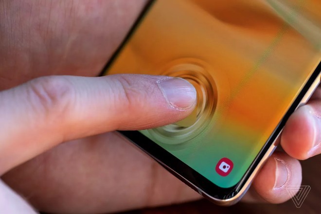 Cảm biến vân tay siêu âm trên Galaxy S10 đã bị qua mặt ra sao? - 1