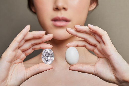 Viên kim cương to bằng quả trứng gà, trị giá 14 triệu đô la - 1