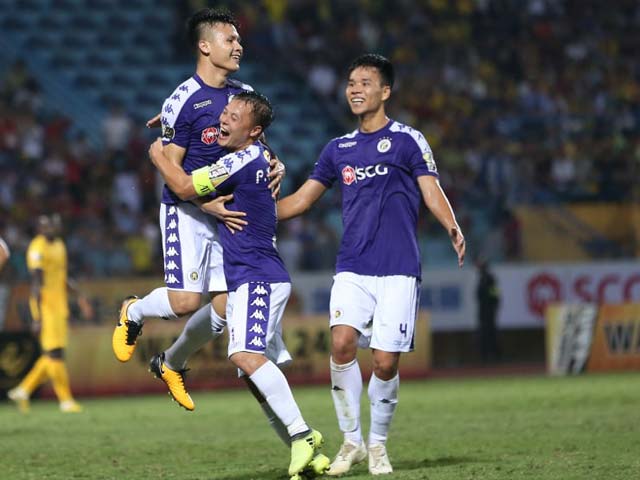 SAO sáng nhất vòng 4 V-League: Quang Hải “giải khát”, chờ bay cao cùng Hà Nội