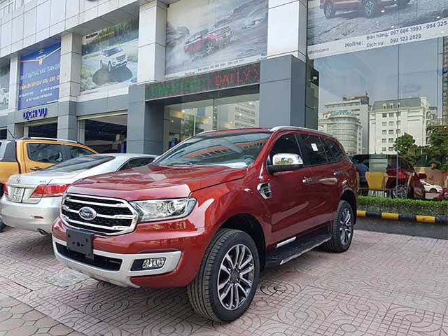 Mua xe Ford Everest 2019 với mức giá ưu đãi - Mẫu xe SUV thu hút mọi ánh nhìn