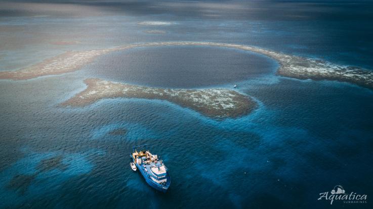 Khám phá hố sâu lớn nhất thế giới giữa đại dương, bất ngờ thấy 2 thi thể người - 1