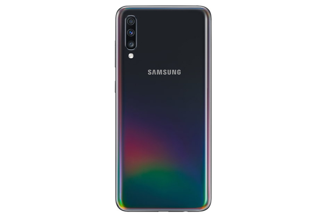 Samsung&#34;trình làng&#34; Galaxy A70: Màn hình lớn, camera selfie chất - 3