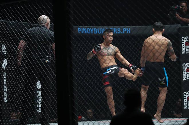 MMA châu Á: Martin Nguyễn tung đòn gối bay đẹp như mơ, giữ đai thế giới - 6