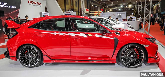 Với màu đỏ quyền lực Honda Civic Type R với bản nâng cấp bodykit từ Mugen - 4