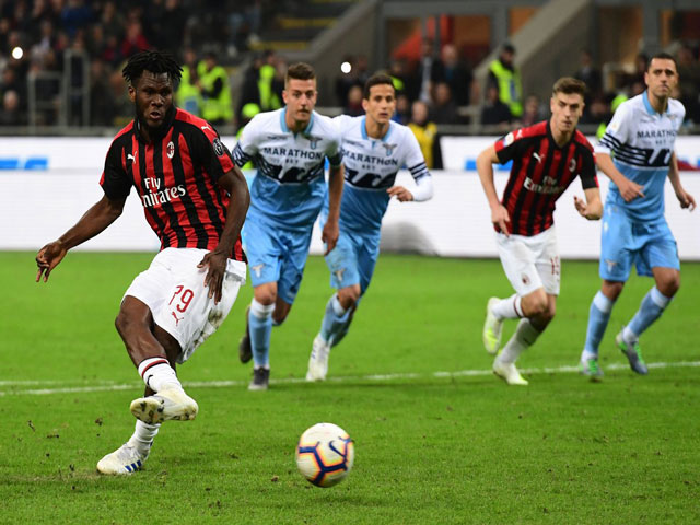 Milan - Lazio: Trừng phạt sai lầm, phạt đền định đoạt