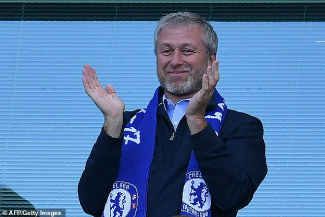 Kinh ngạc &#34;ông trùm&#34; rao bán Chelsea 2,5 tỷ bảng: 3 đại gia nhập cuộc - 1