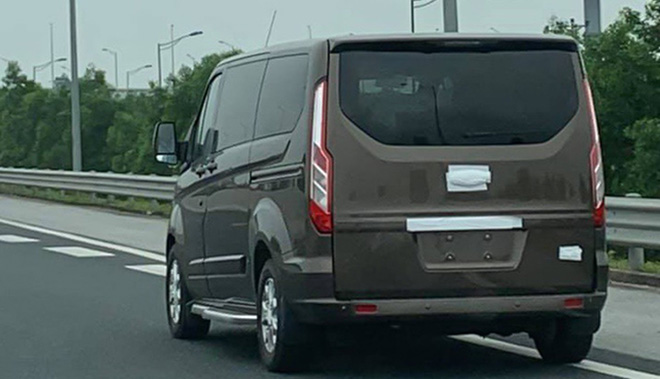 Sớm ra mắt tại Việt Nam, Ford Tourneo Custom là ứng viên sáng giá trong phân khúc MPV cỡ trung - 1