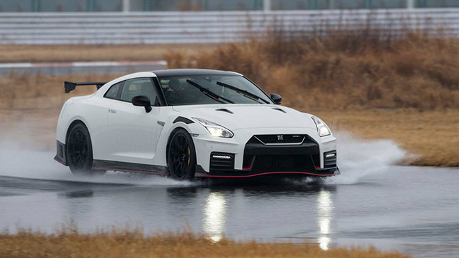 Nissan GT-R 50th Anniversary Edition: Siêu phẩm kỷ niệm 50 năm dòng GT-R - 6