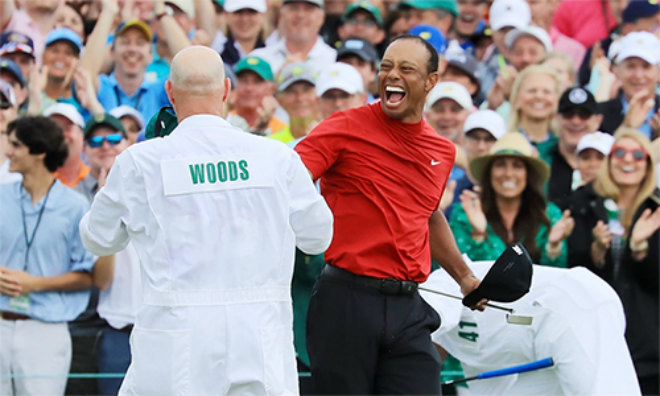 Tiger Woods vô địch Masters: Ngỡ ngàng danh tính fan thắng cược triệu đô - 1