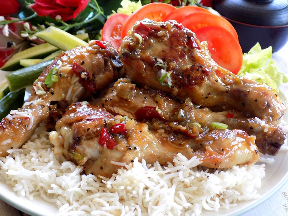 Lạ miệng đùi gà rim tiêu thơm lừng, cả nhà "đánh bay" nồi cơm - 6